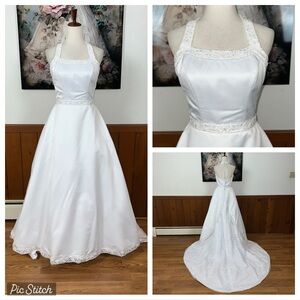 Elegant Vintage 90s Jasmine Wedding Dress with Split Organza Skirt!